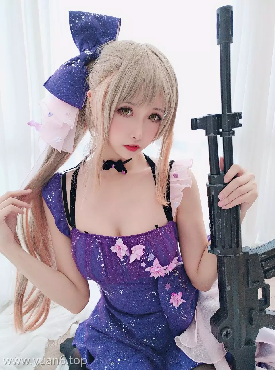 Coser_Momoko葵葵-K2定制自拍 [18P-72MB]