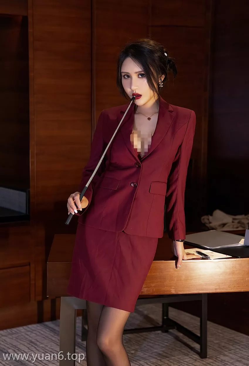 美图欣赏丨Xiuren秀人Emily尹菲 NO.4038[70+1P／639MB]