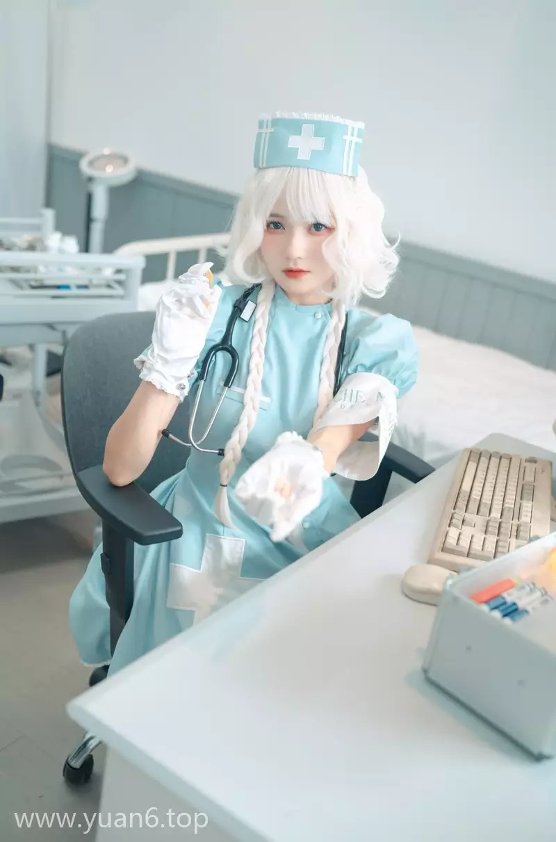 美图欣赏丨Coser_兔子Zzz不吃胡萝卜-甜蜜疗愈[31P-117MB]
