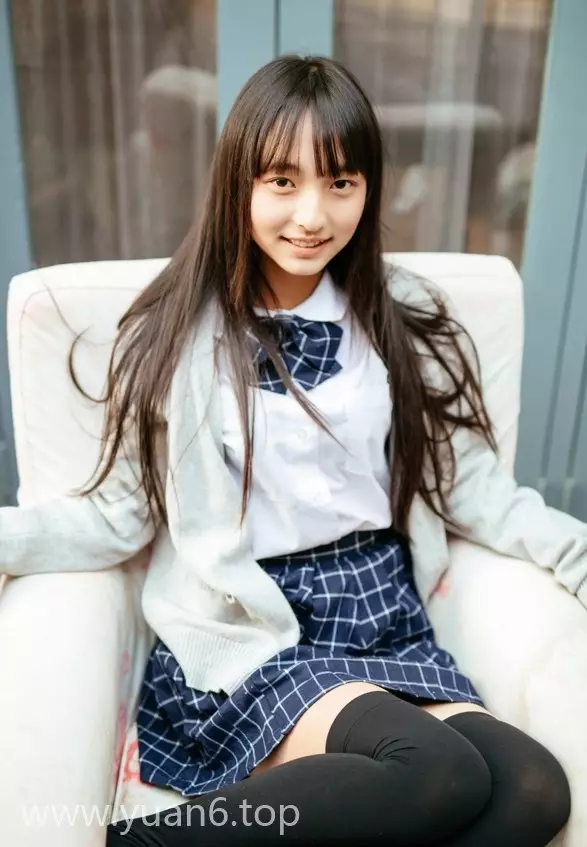 美图欣赏丨Coser_神楽坂真冬-清新JK服[47P-562.2MB]