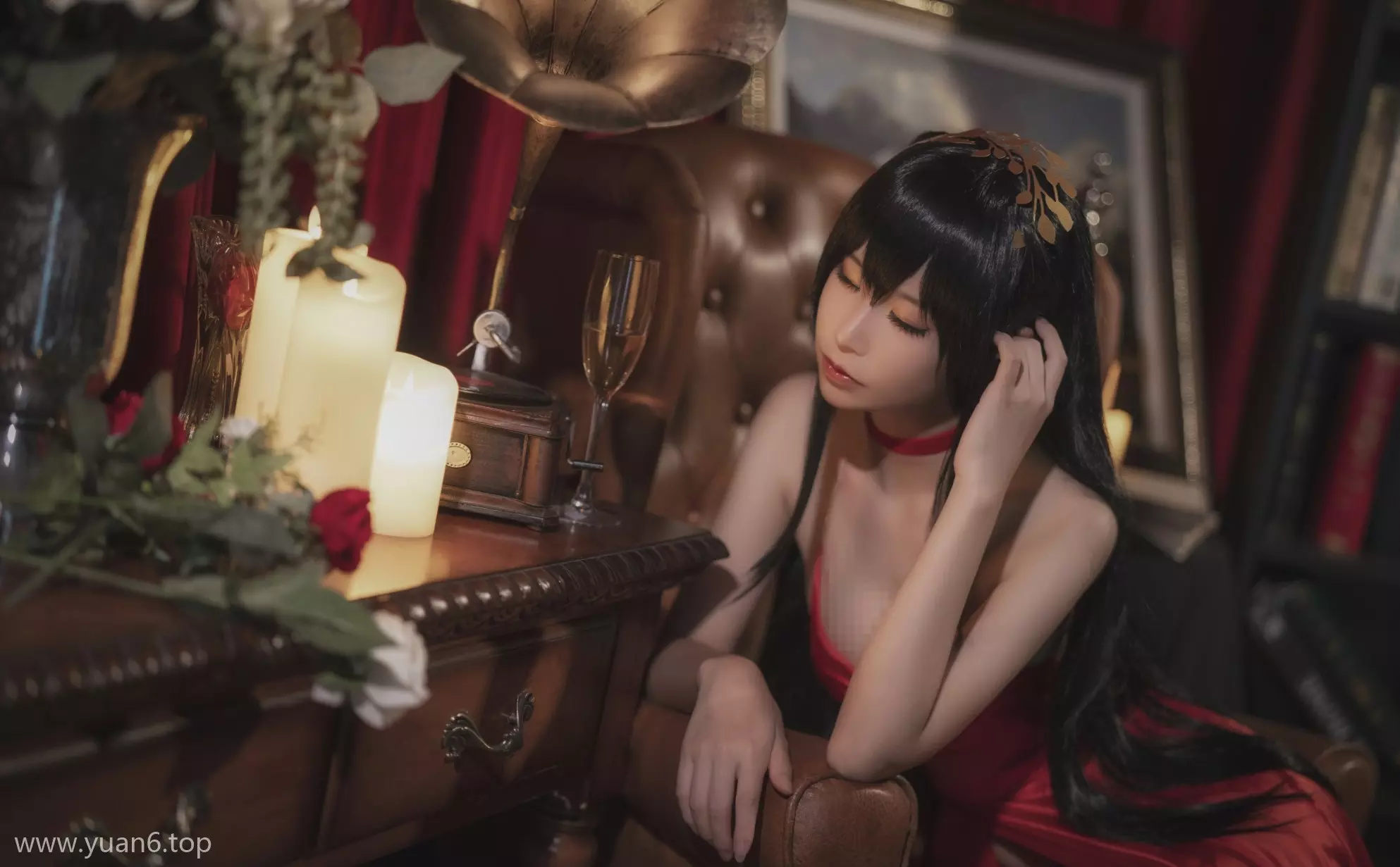 美图欣赏丨Coser爱老师_PhD-碧蓝航线 大凤毒苹果礼服
