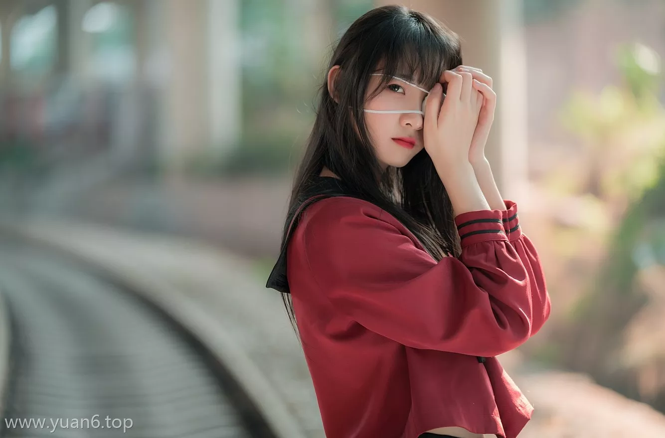西呱呀呀呀和murmure是一个人吗,附铁轨成片图集欣赏