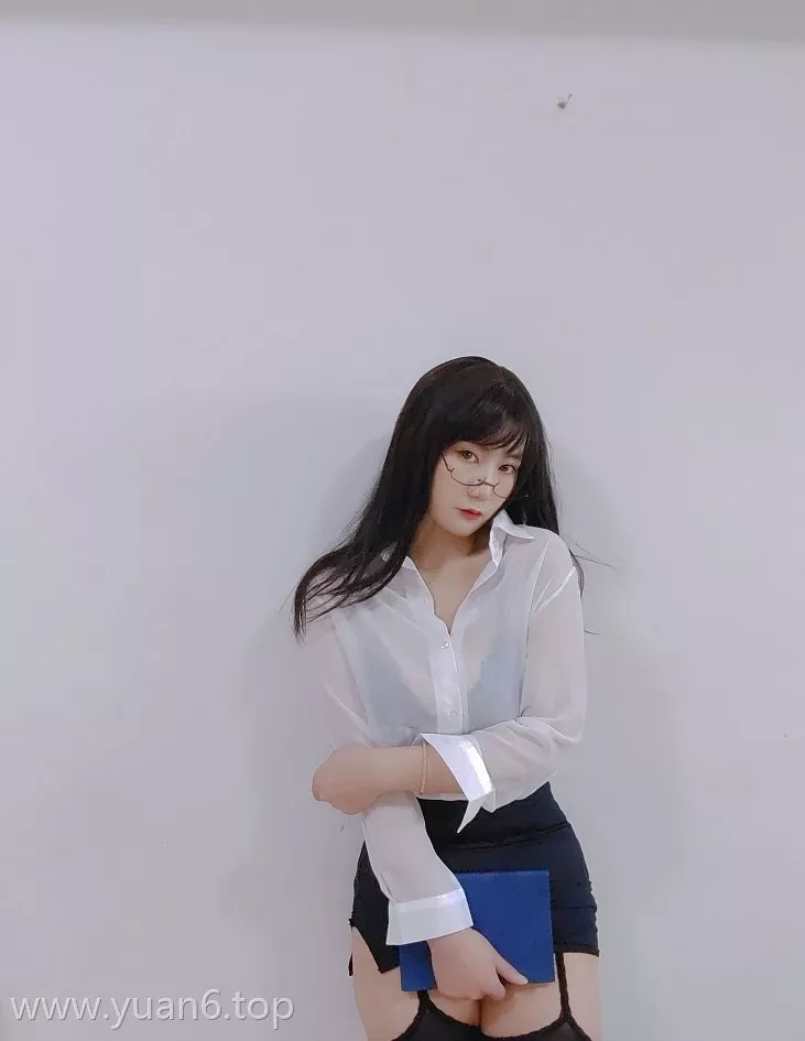 星澜是澜澜叫澜妹呀的作品ol办公服,韵味无穷~