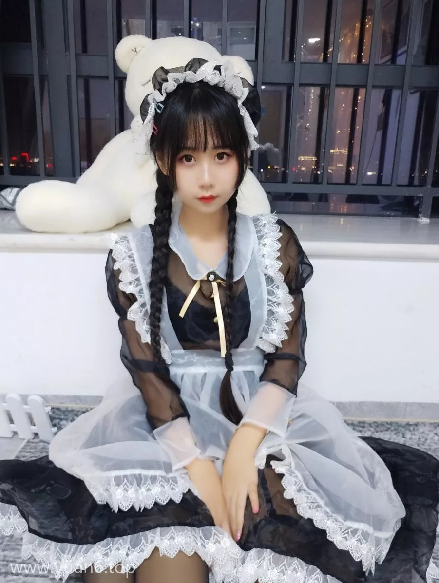 萌芽儿o0真名叫什么?她的透明女仆图片包鉴赏