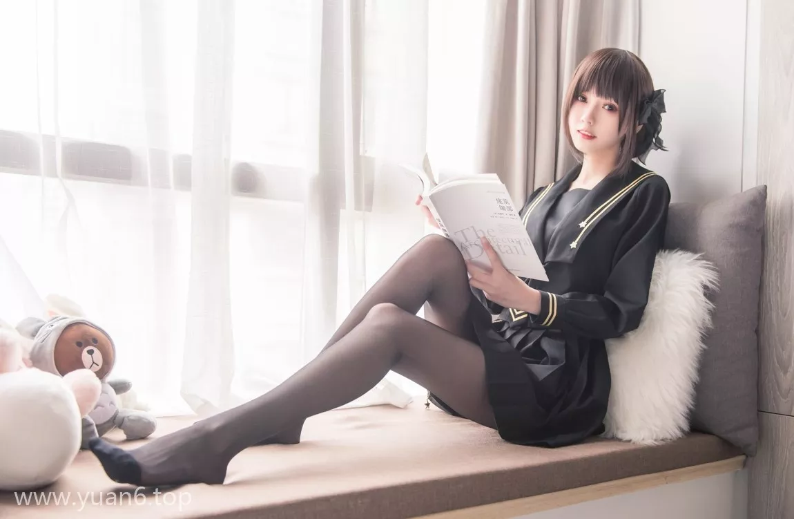 你的负卿个人资料及窗台黑裙女孩图集分享