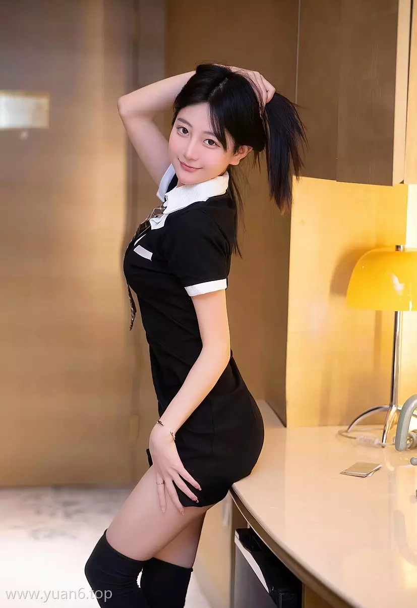 语画界xiuren谢小蒽(幼幼)的NO.6210黑色连衣服