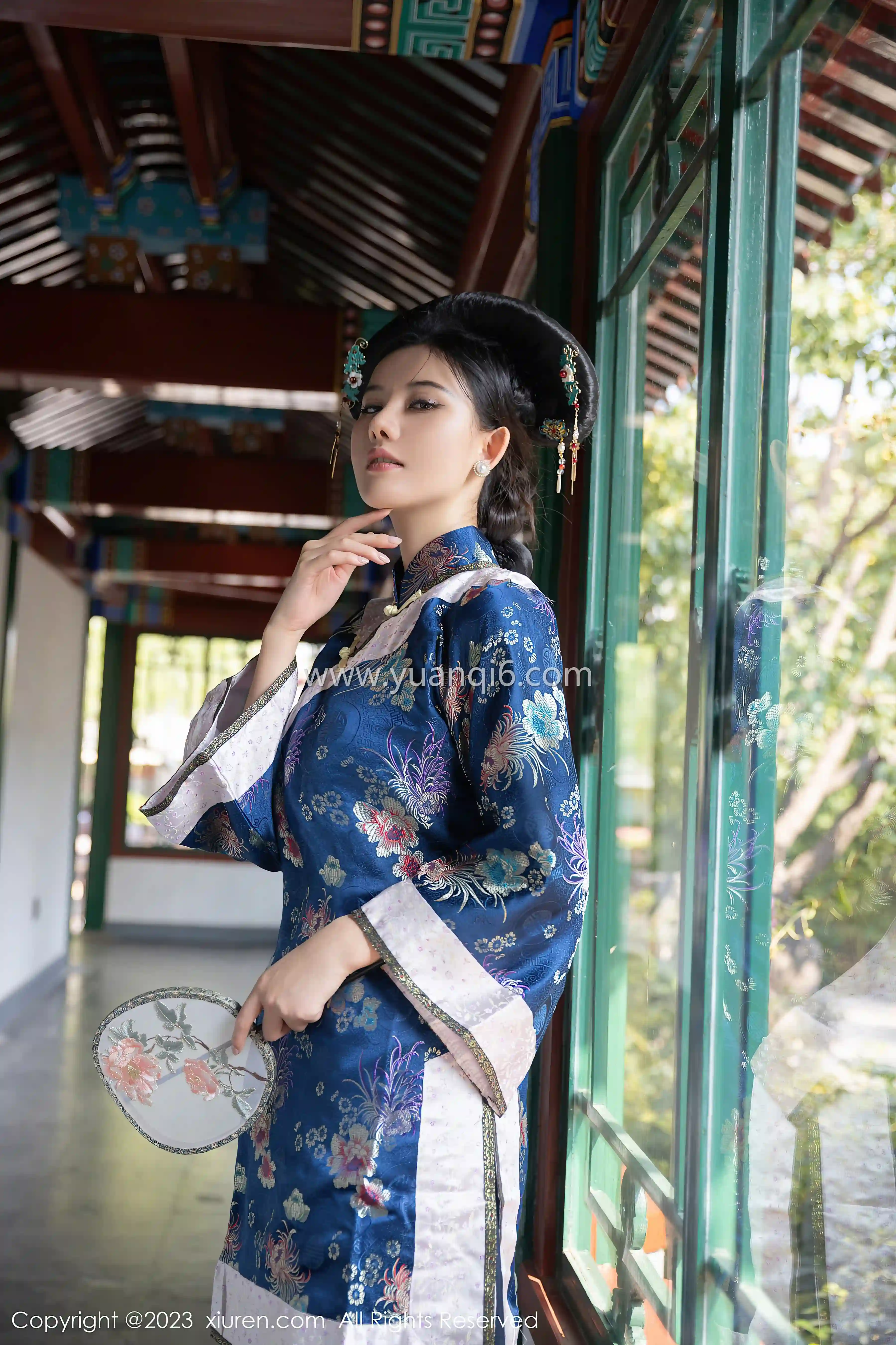 网红就是阿朱a的旗袍古装,真是韵味犹存