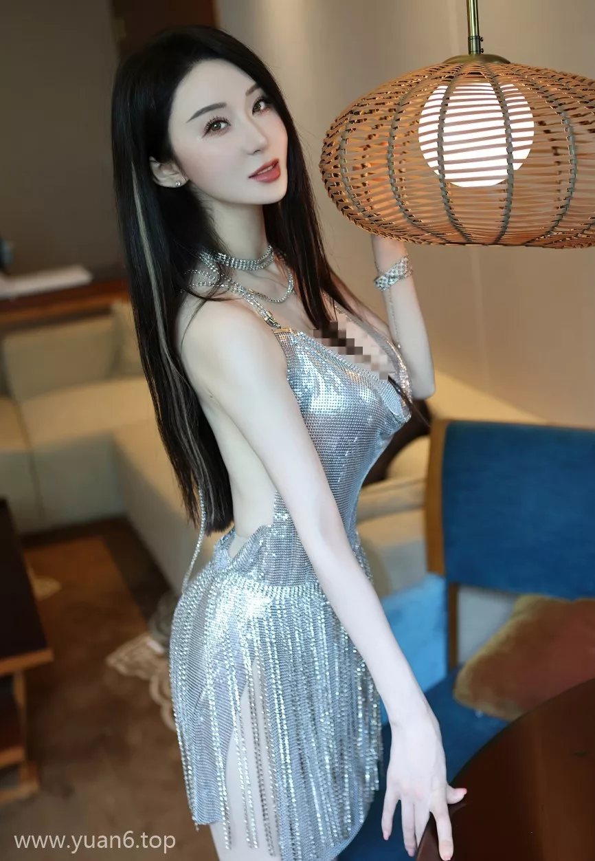 Xiuren秀人田兮白个人简介及NO.7483期图集