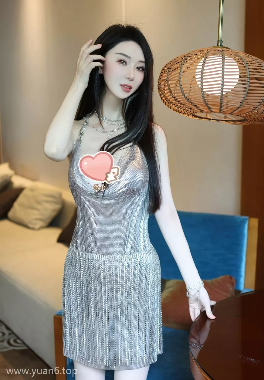 Xiuren秀人田兮白个人简介及NO.7483期图集