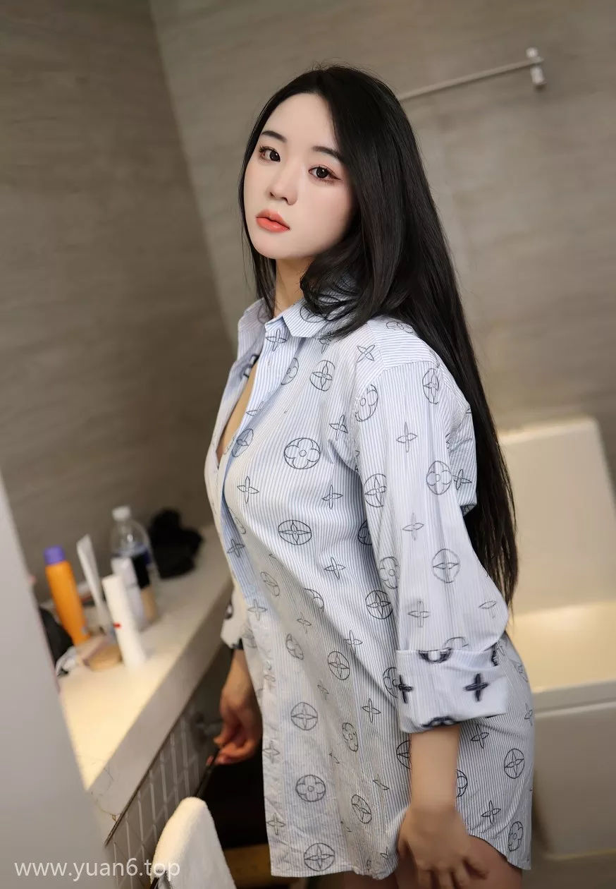 MFStar汐汐爱吃草莓个人资料和VOL.595图片集