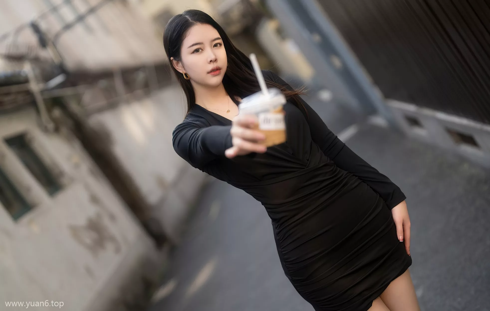 Xiuren秀人樱桃小犊子个人简介和VOL.596期图片包
