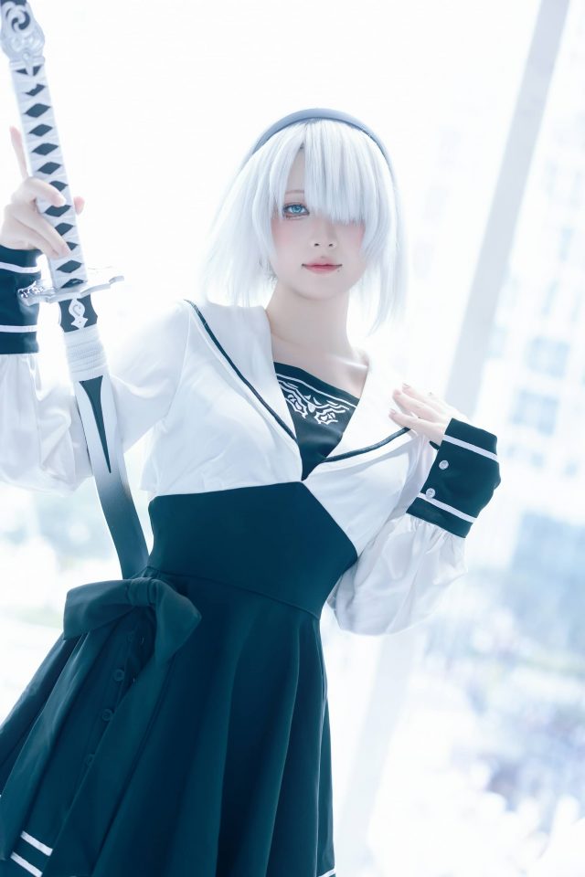 屿鱼Yukako尼尔机械纪元COS：演绎冷酷与柔美并存的2B