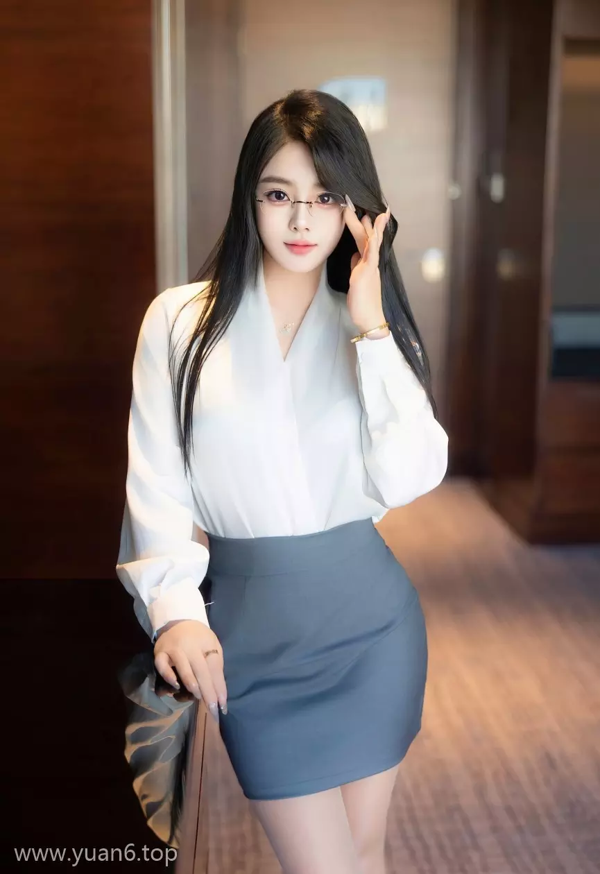 Xiuren秀人模特麦田介绍和NO.8989期图片欣赏
