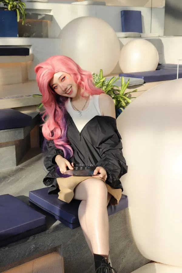 泰国Minako萨勒芬妮COS：重现星籁歌姬的甜美与青春活力