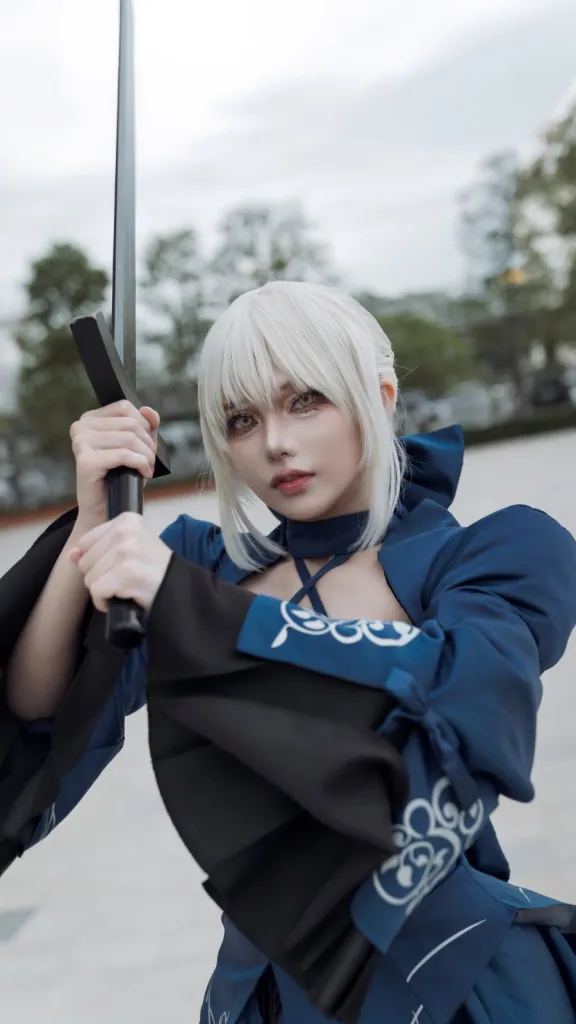 高贵与性感并存：泰国coser Ahri完美演绎FGO阿尔托莉雅