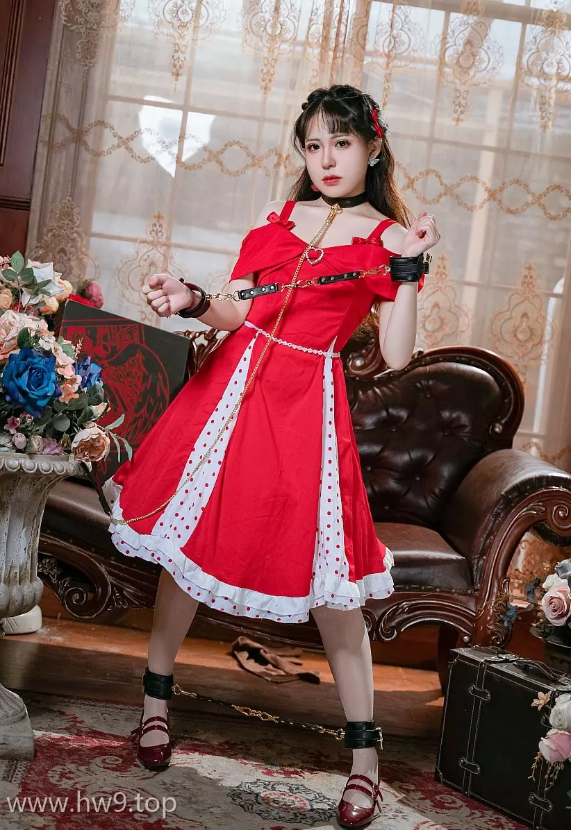 美图欣赏丨Coser虎森森全部图片集之炽囚[31P-68.3M]