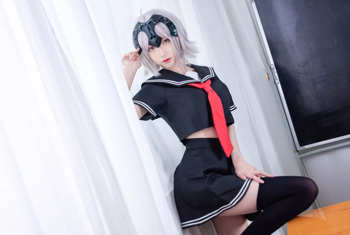 美图欣赏丨Coser青青子Js全部图片集之黑贞