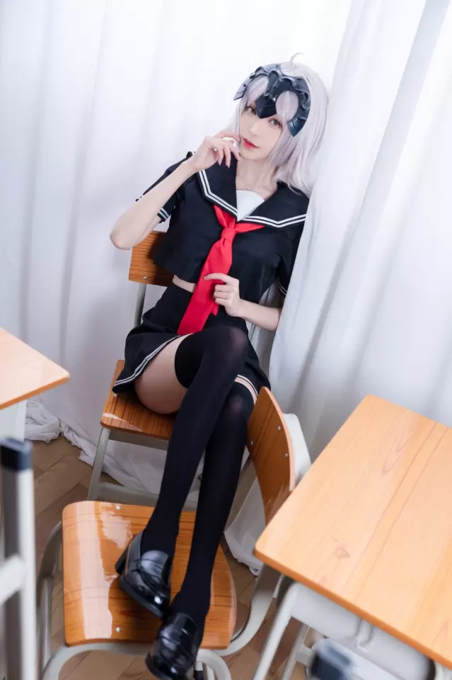 美图欣赏丨Coser青青子Js全部图片集之黑贞