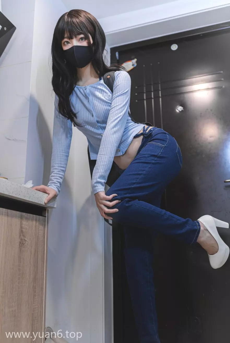 美图欣赏丨Coser杏仁曲奇全部图片包之cos吉他妹妹