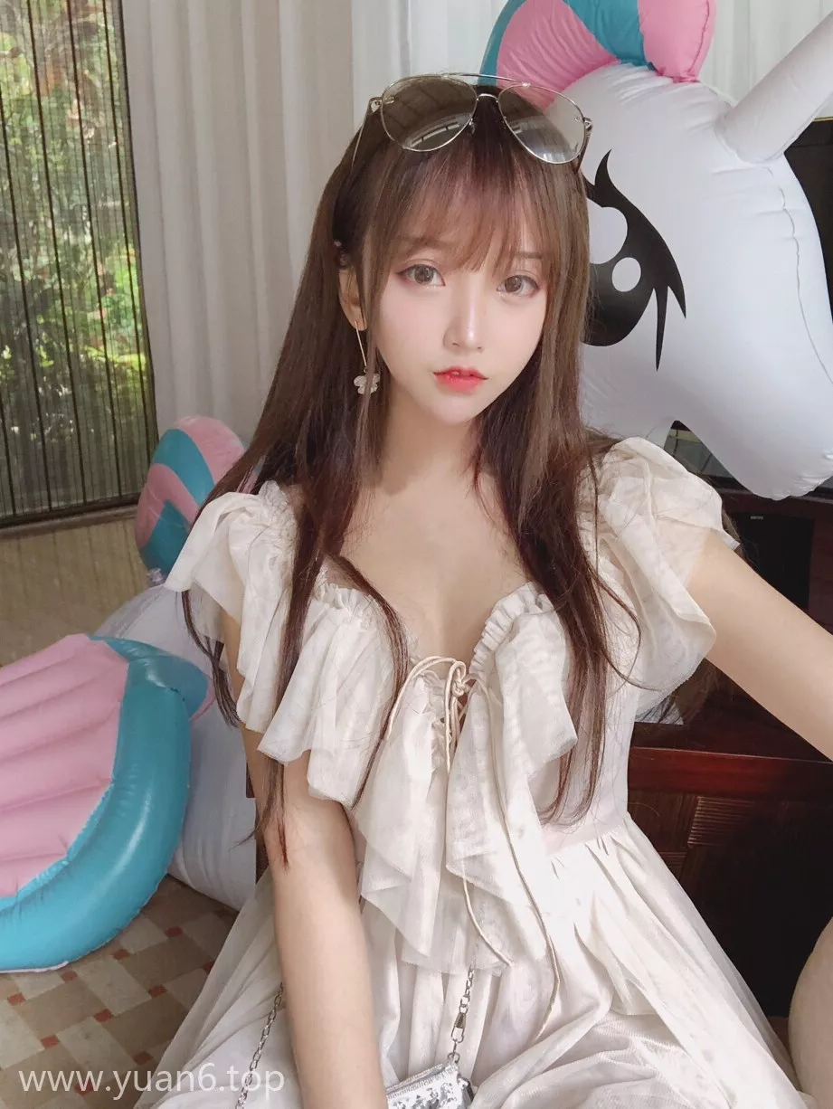美图欣赏丨Coser过期米线线喵-这只是米线日常2[81P-161MB]