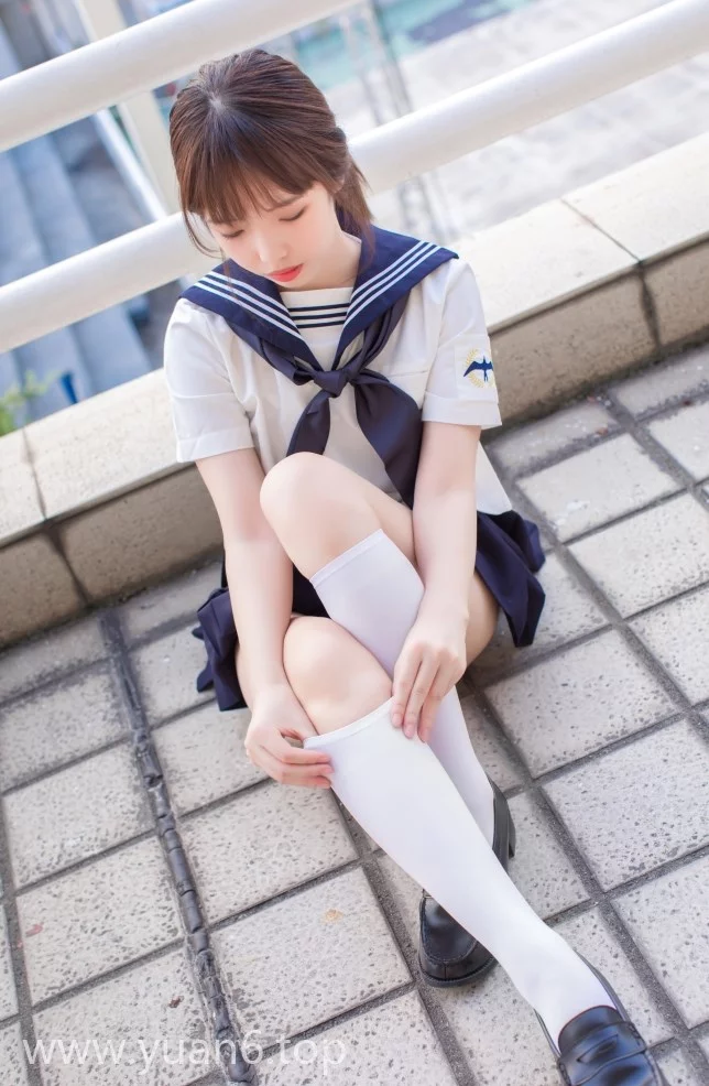 美图欣赏丨Coser雯妹不讲道理-学校JK服[20P-212MB]