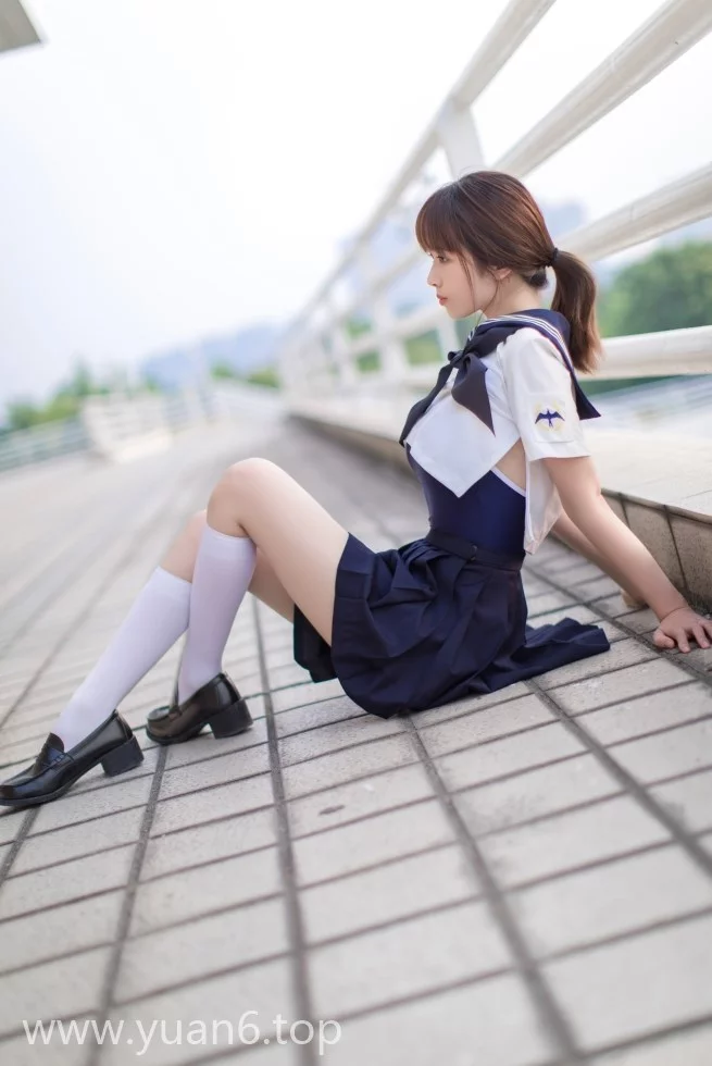 美图欣赏丨Coser雯妹不讲道理-学校JK服[20P-212MB]