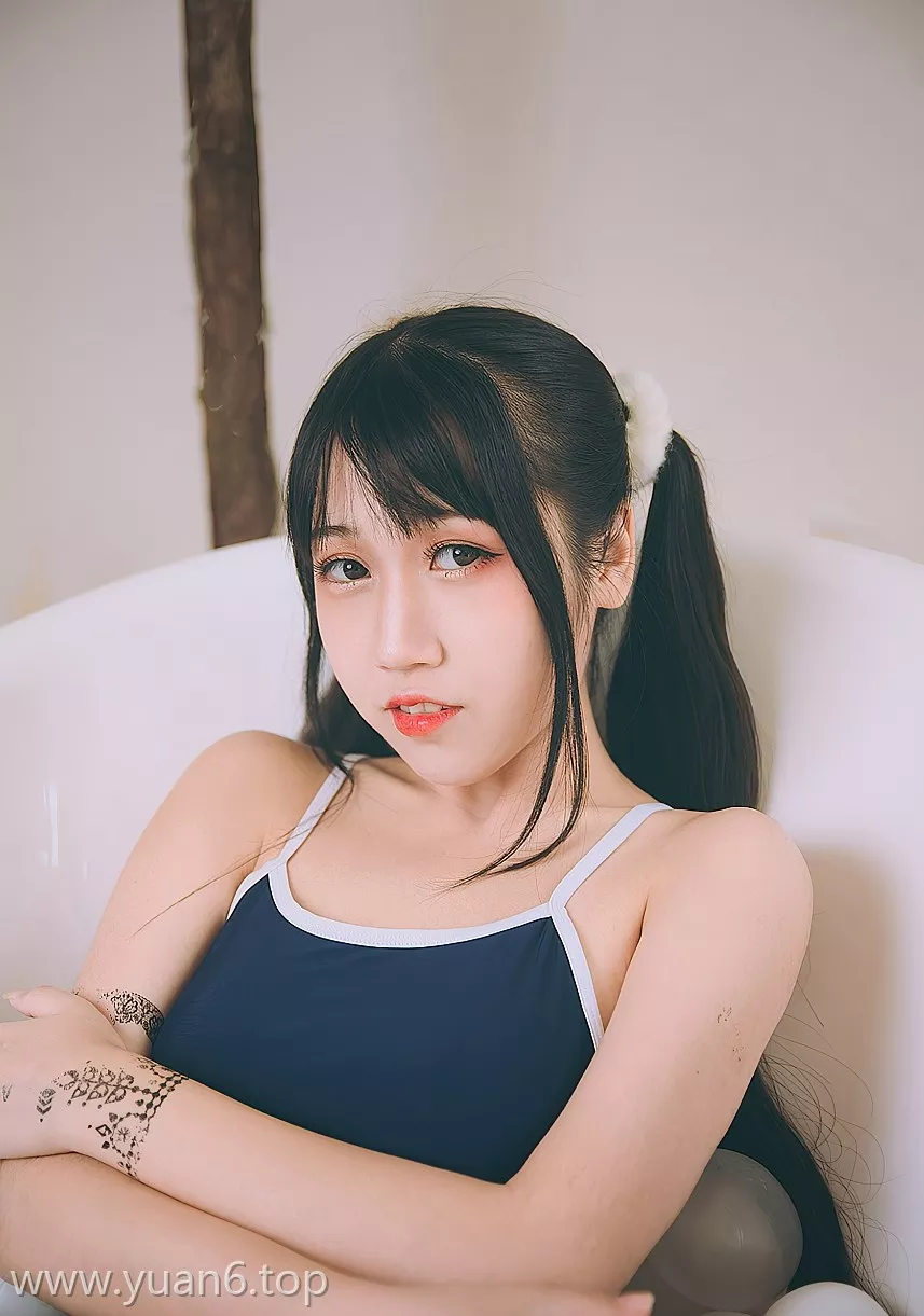 美图欣赏丨Coser不呆猫-盛夏死库水[25P-385.4M]