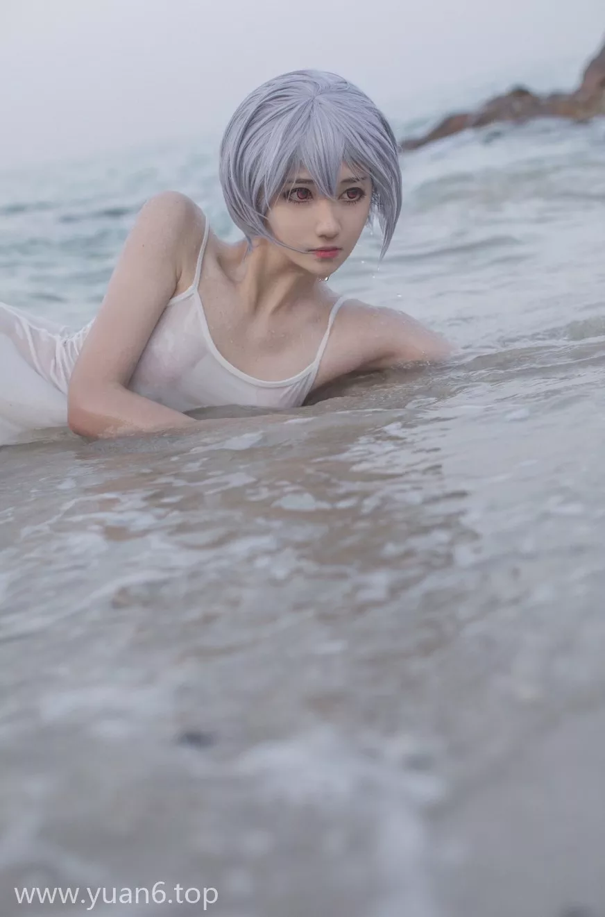美图欣赏丨Coser南桃Momoko-绫波丽白裙[25P-155MB]