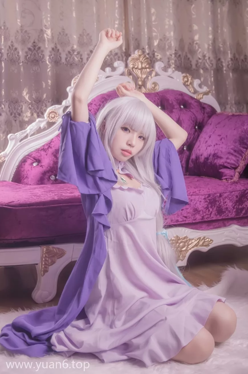 美图欣赏丨Coser白易子教主-艾米莉娅[10P-124MB]