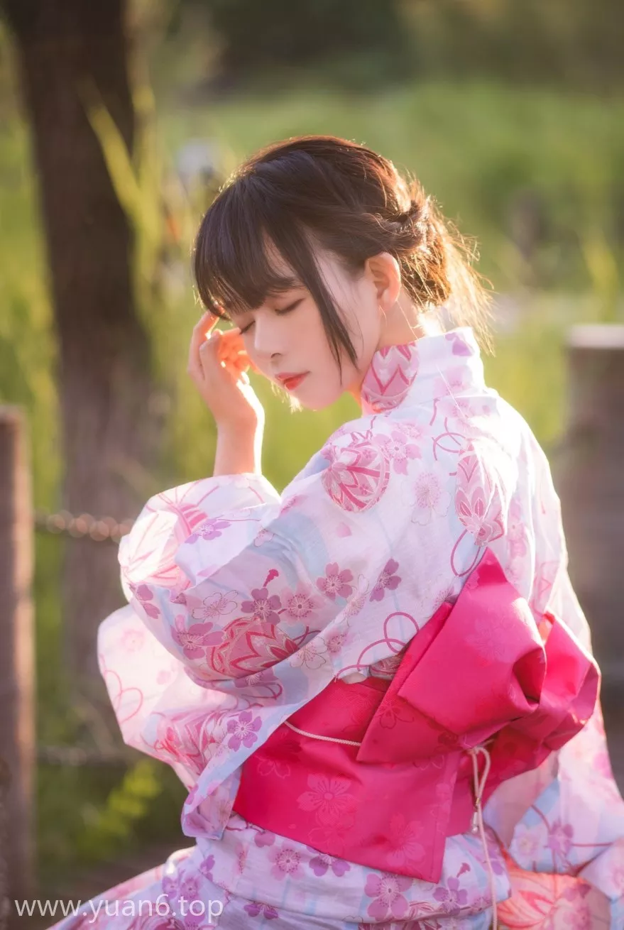 美图欣赏丨Coser黑猫猫OvO-和服超进化[14P-163MB]