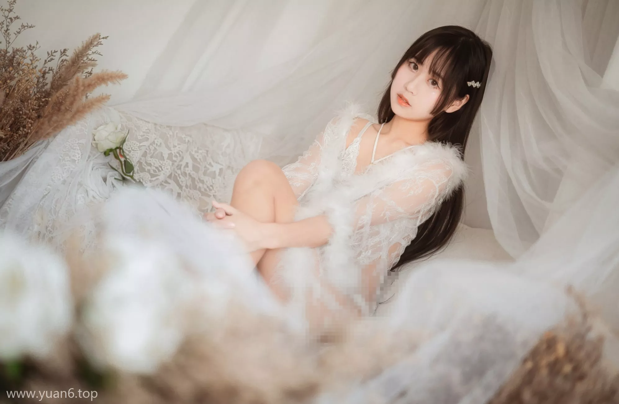 美图欣赏丨Coser萌芽儿o0-毛绒内衣[27P-278MB]