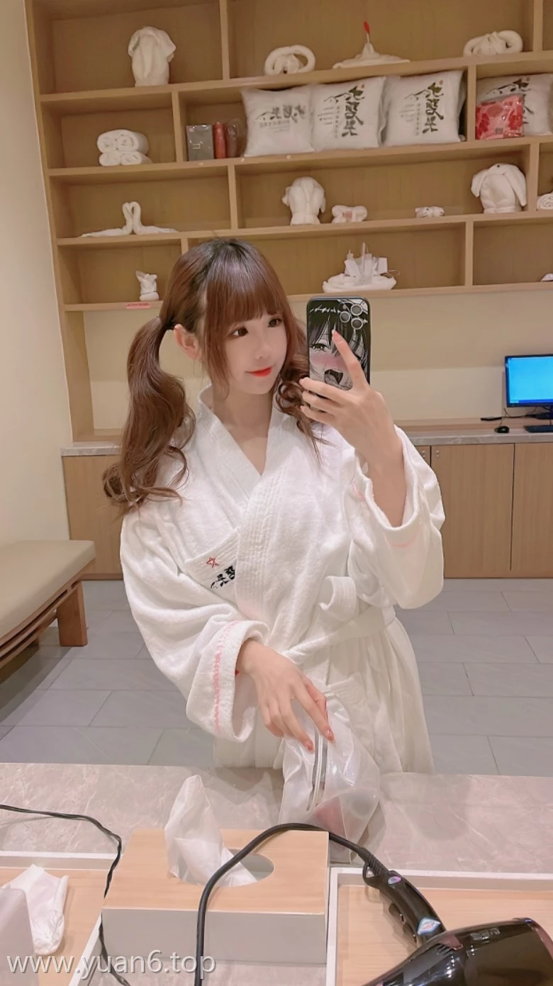 美图欣赏丨Coser_miko酱ww-泡汤啦[18P3V-269MB]