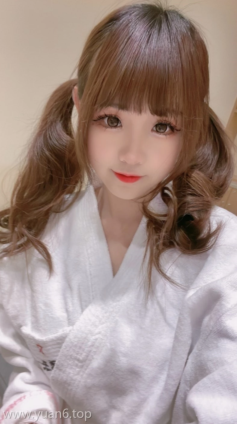 美图欣赏丨Coser_miko酱ww-泡汤啦[18P3V-269MB]