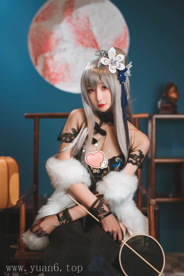 美图欣赏丨Coser_封疆疆v-路易九世旗袍[35P-420MB]