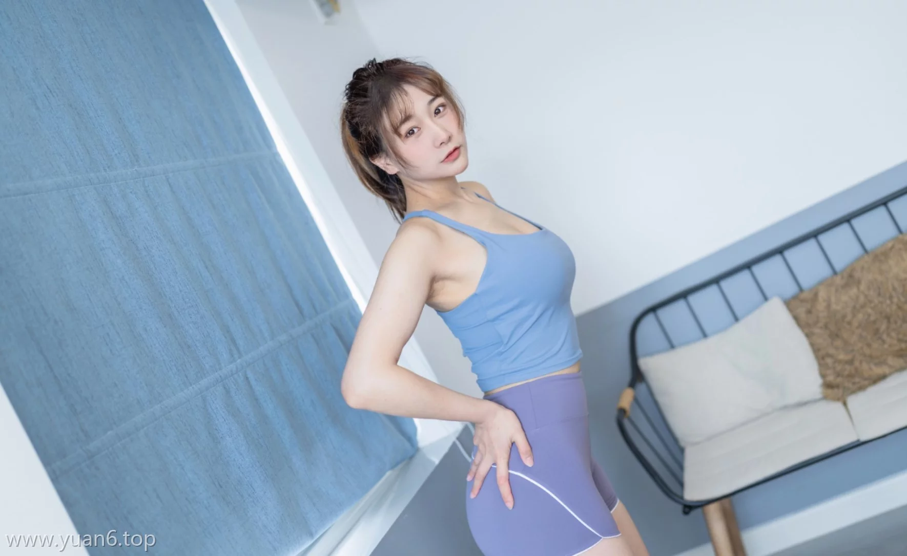 美图欣赏丨Coser三刀刀miido-有氧服图片集赏析