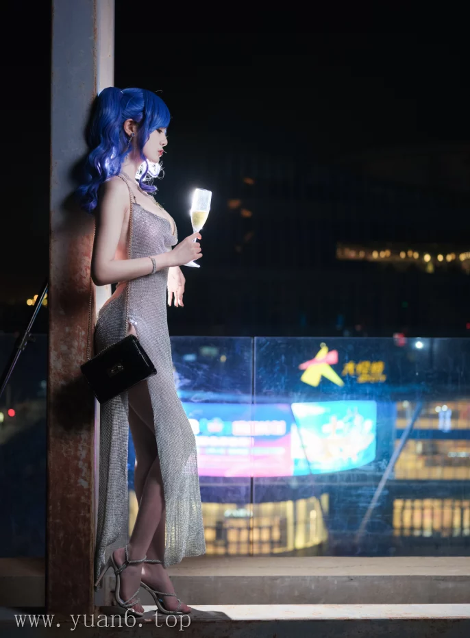 美图欣赏丨Coser一米八的大梨子的原图之圣路易斯
