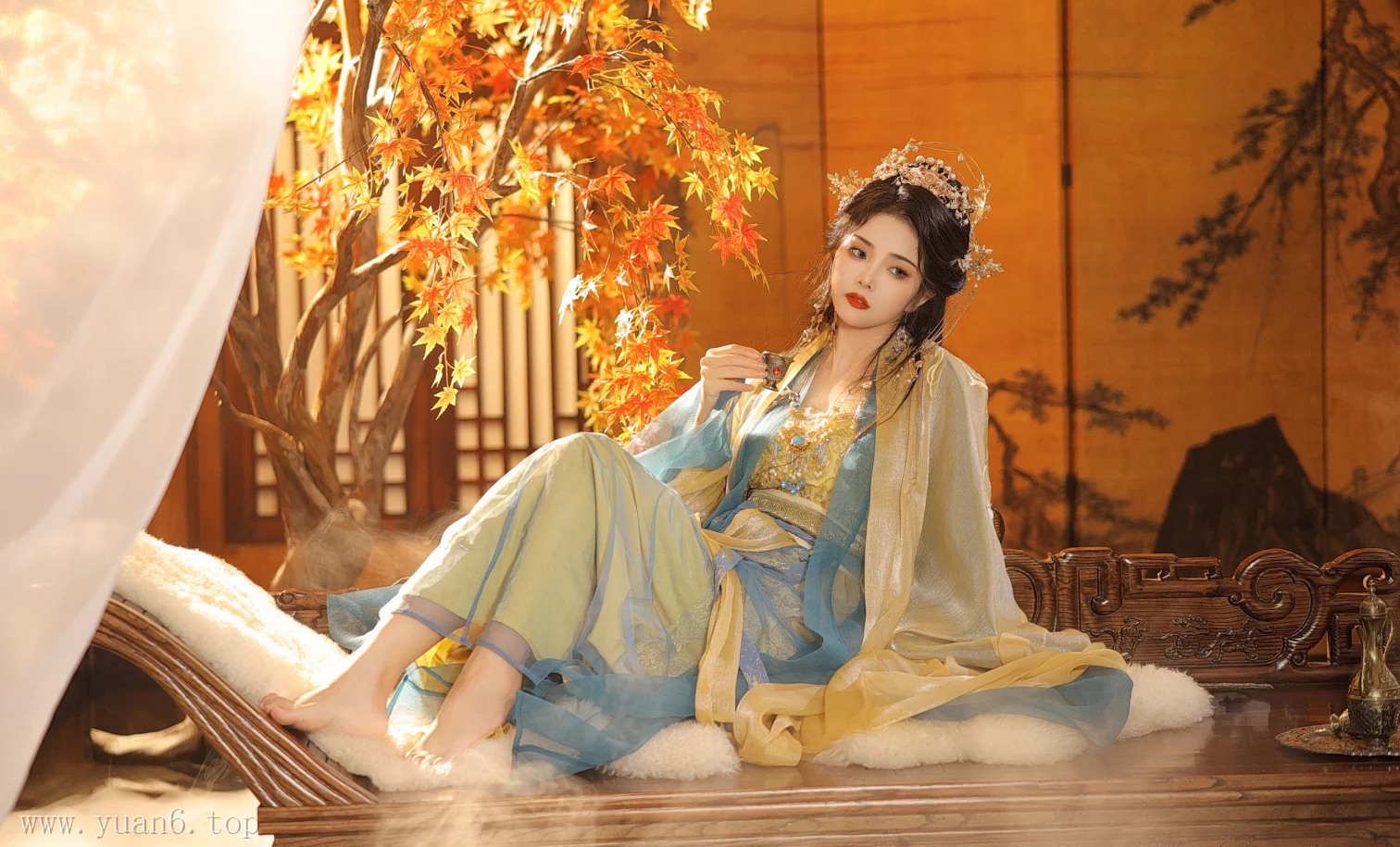 美图欣赏丨Coser苏嫣嫣阿姨与高清图片集白茶清欢的邂逅