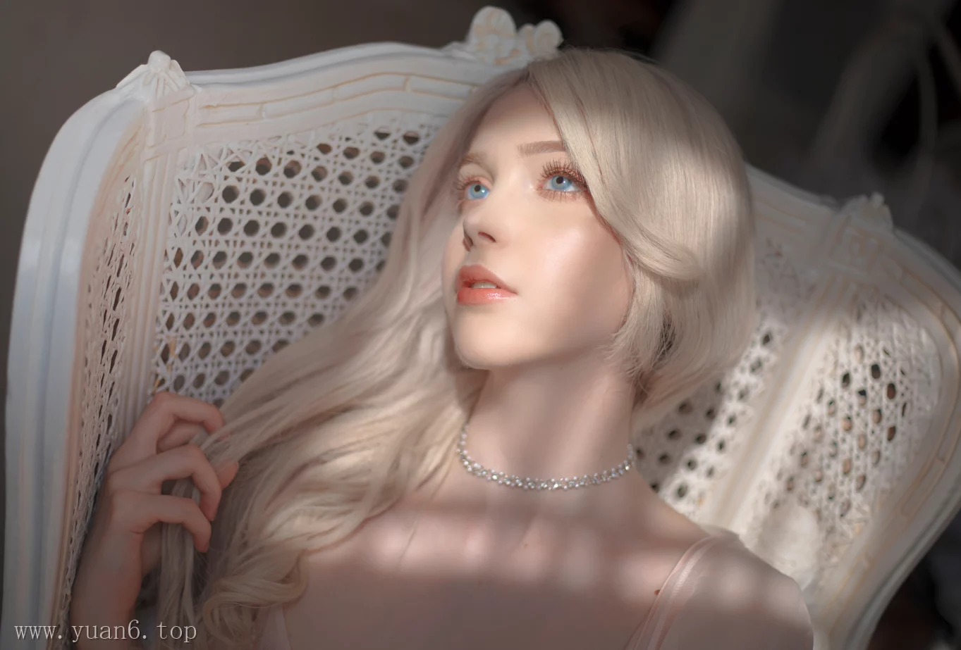 美图欣赏丨Coser_Sayathefox高清图片和粉色套裝cos欣赏