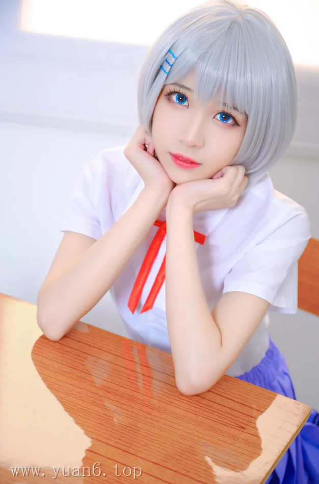 美图欣赏丨Coser_Tomoyo酱cos作品:鸢一折纸校服
