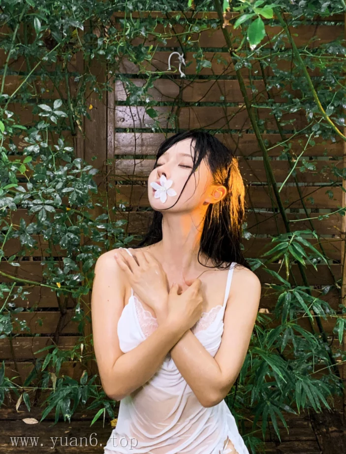 美图欣赏丨Coser蠢沫沫:NO.402-雨[48P-294.7M]