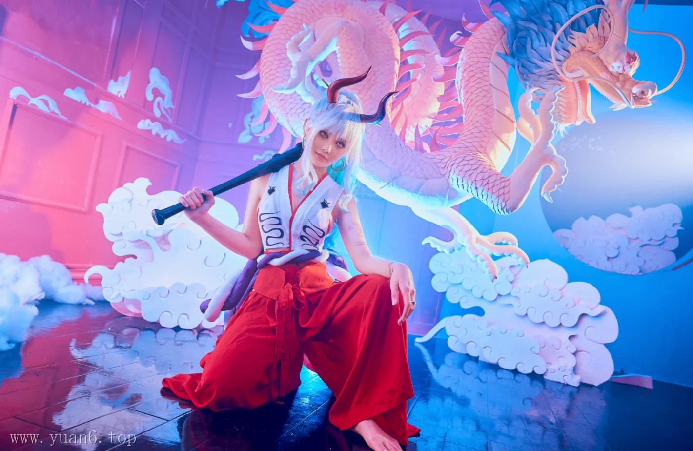 美图欣赏丨Coser_Joyce Lin2x:NO.52-Yamato(One Piece)[43P-268.4M]