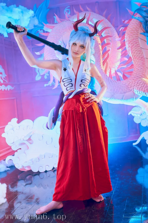 美图欣赏丨Coser_Joyce Lin2x:NO.52-Yamato(One Piece)[43P-268.4M]