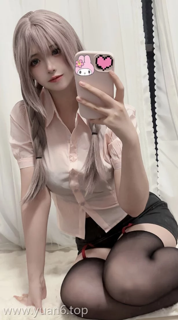 美图欣赏丨Coser疯猫ss:NO.198-紫色麻花辫 [15P-21MB]