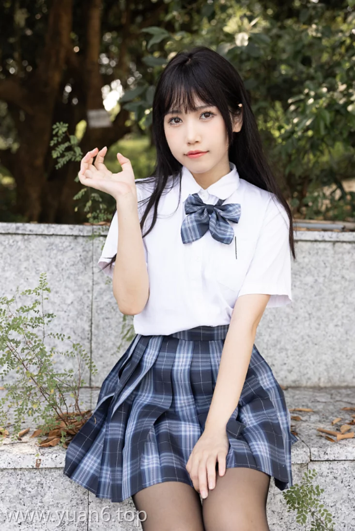 美图欣赏丨Coser不呆猫:NO.63-泳衣jk学妹[59P-1V-1.3G]