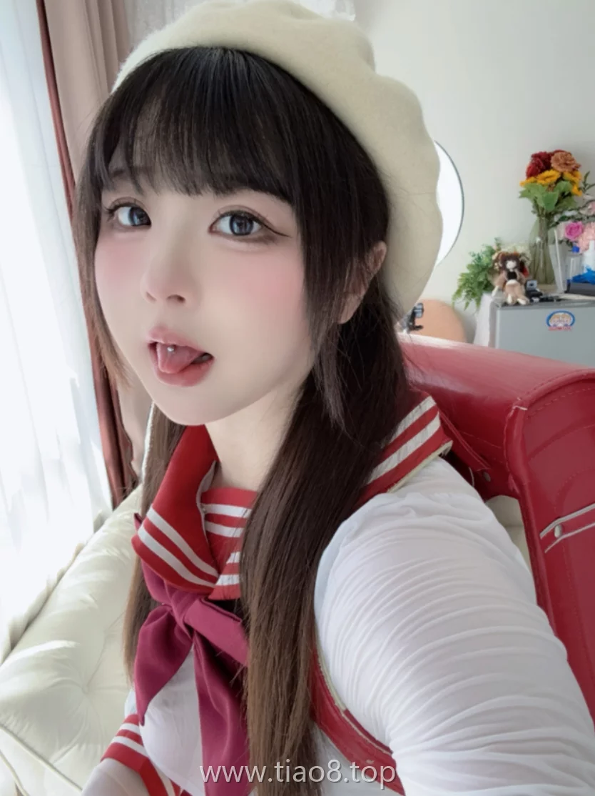 美图欣赏丨Coser皮皮奶可可爱了啦:NO.62-JK红书包[47P-1.31G]