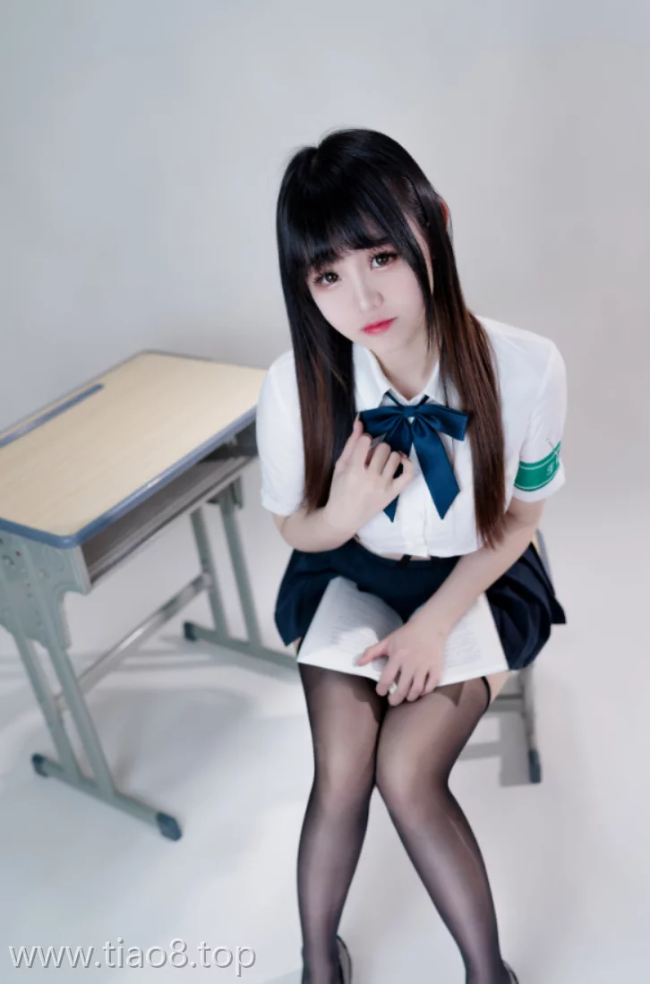 美图欣赏丨Coser_miko酱ww:NO.086-风纪委员[40P-258.1M]