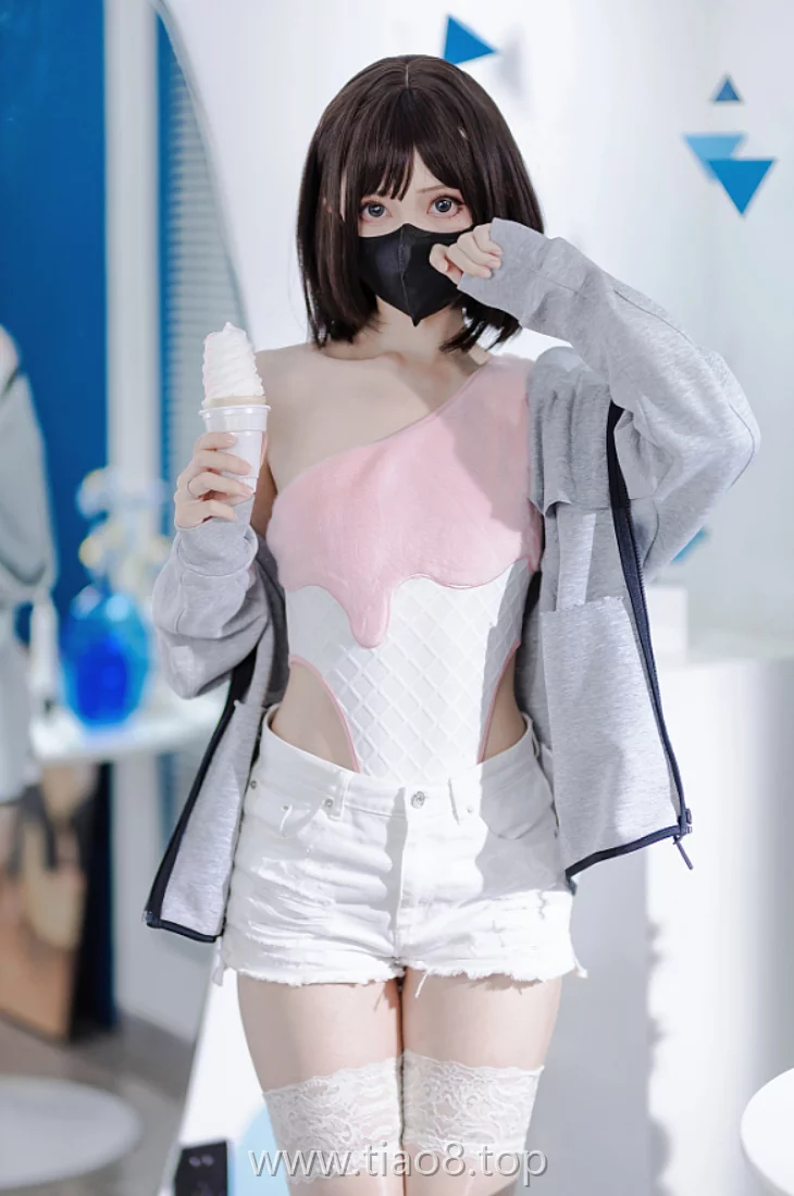 美图欣赏丨Coser洛桑w伊梓:NO.019-甜筒[40P-262M]