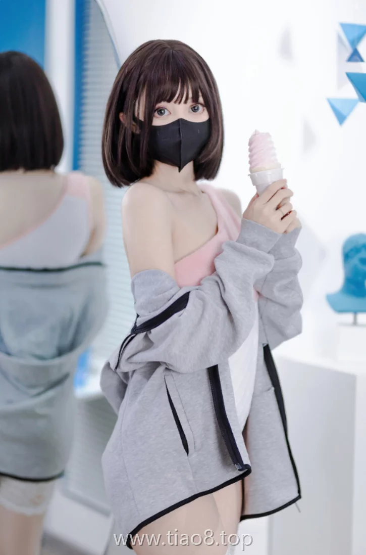 美图欣赏丨Coser洛桑w伊梓:NO.019-甜筒[40P-262M]