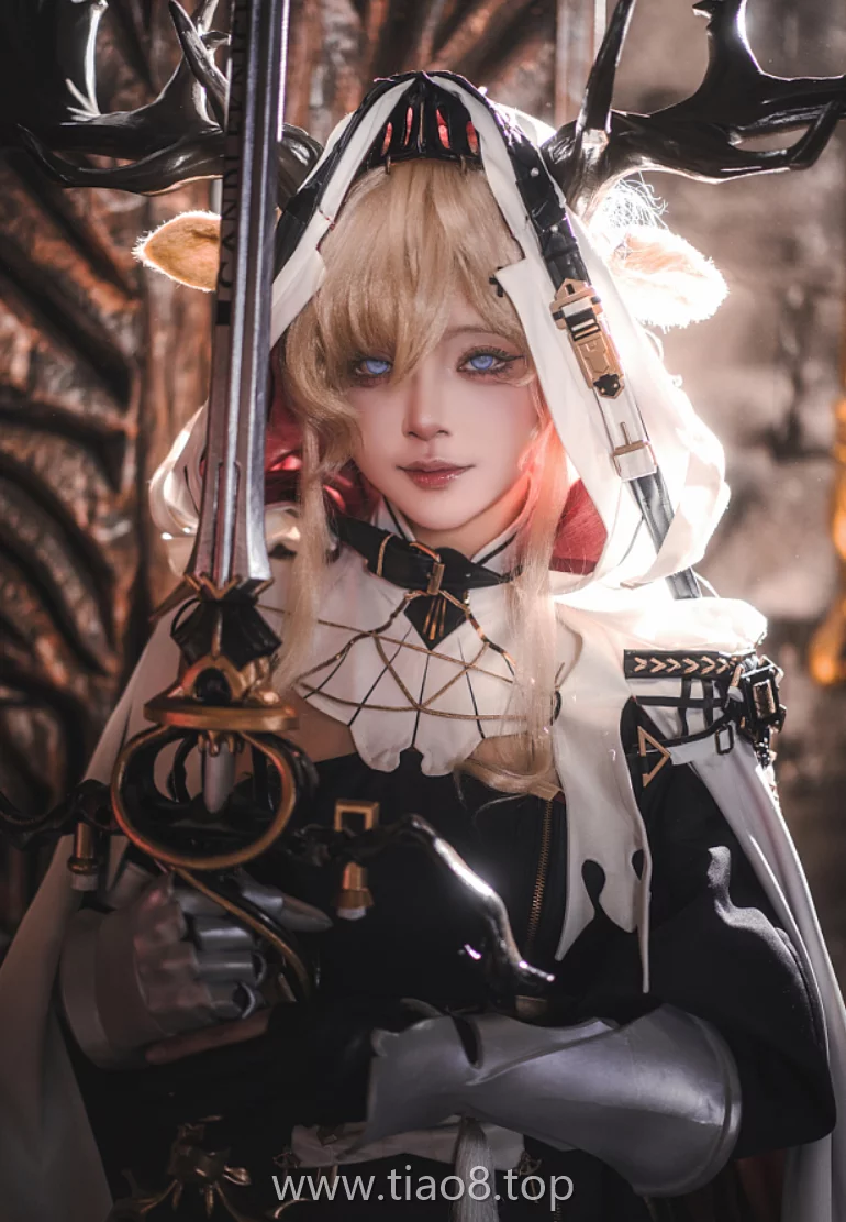 美图欣赏丨Coser黑龙贯通yuki:NO.023-薇薇安娜[14P-95MB]