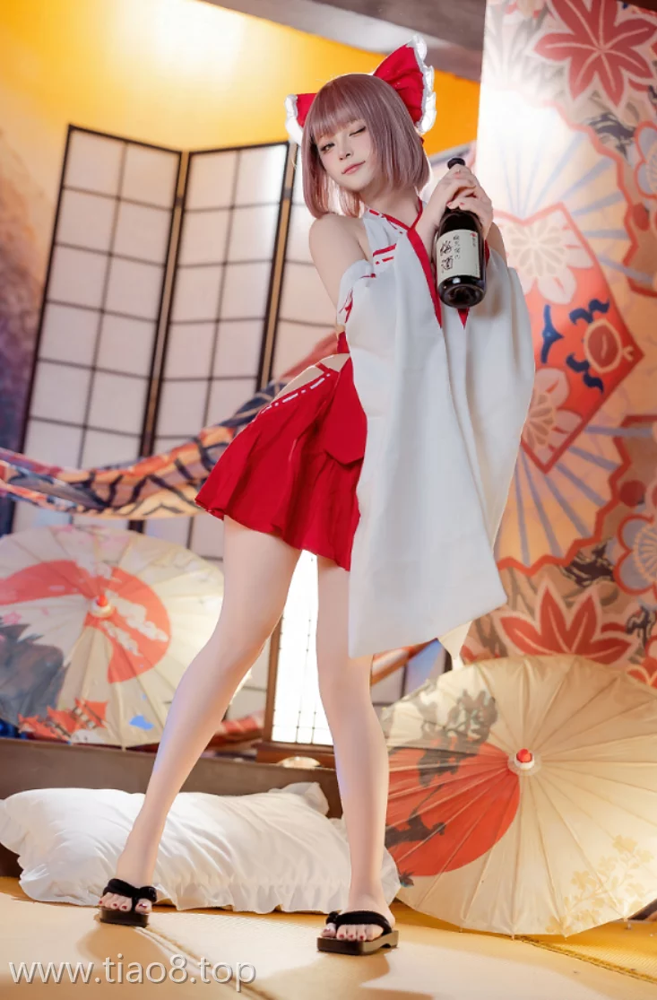 美图欣赏丨Coser屿鱼Yukako:NO.062-兼职巫女[66P-639MB]